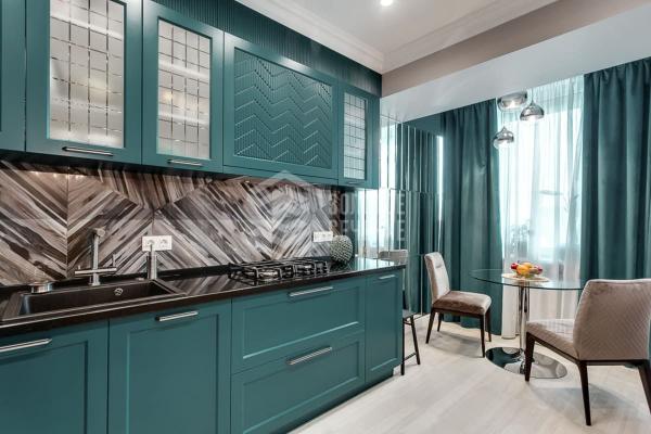 Turquoise loft in the kitchen